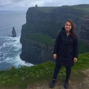 Meet your Posher, Maya